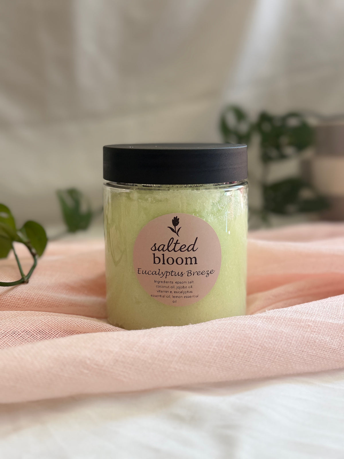 Eucalyptus Breeze Body Scrub
