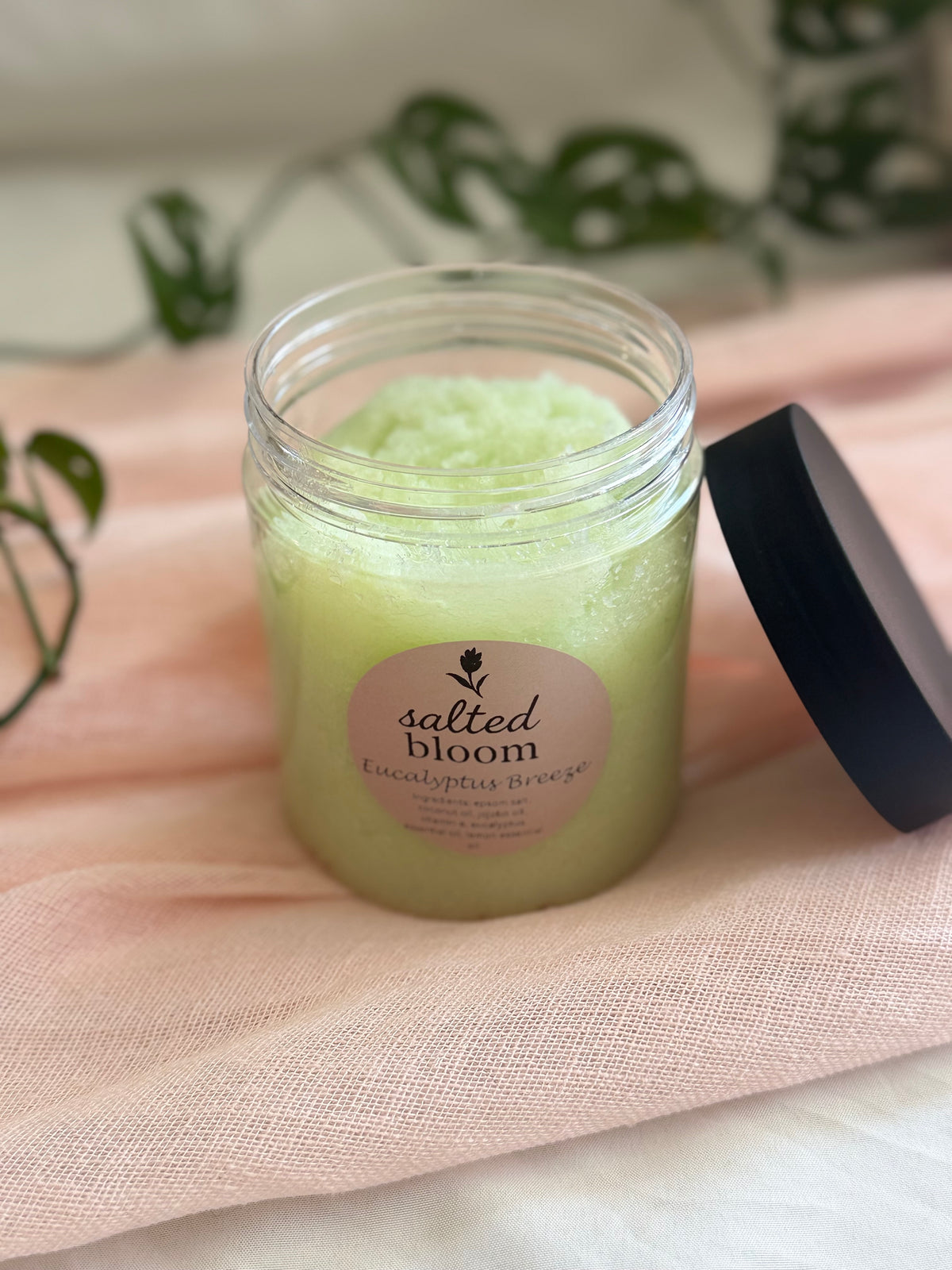 Eucalyptus Breeze Body Scrub