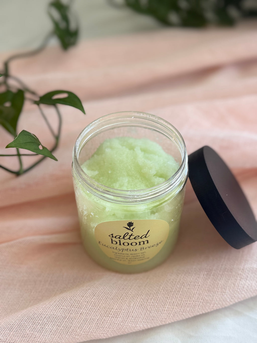 Eucalyptus Breeze Body Scrub